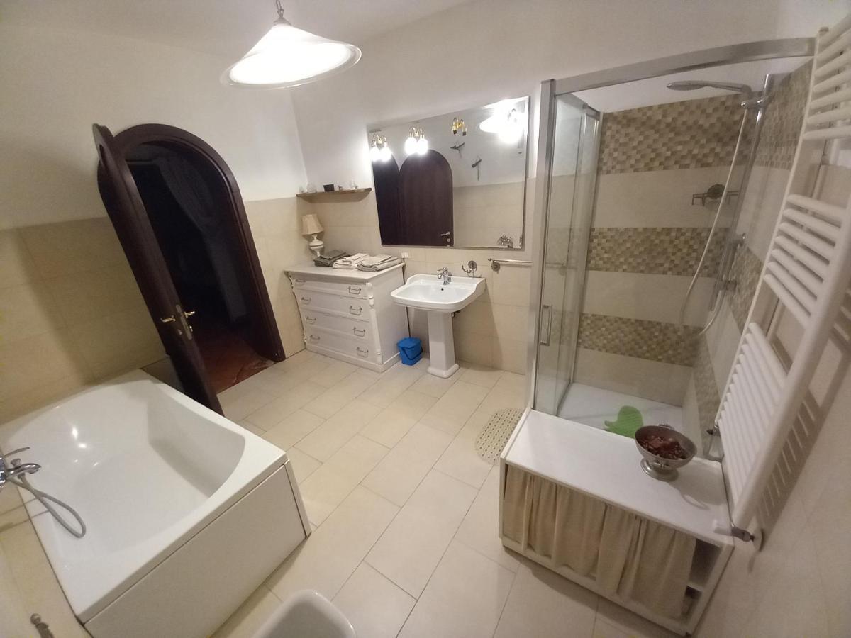Casa Lalla Livorno Bagian luar foto